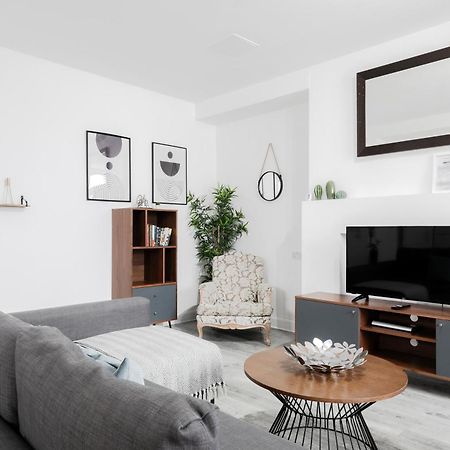 Modern Kensington Apartments Londen Buitenkant foto