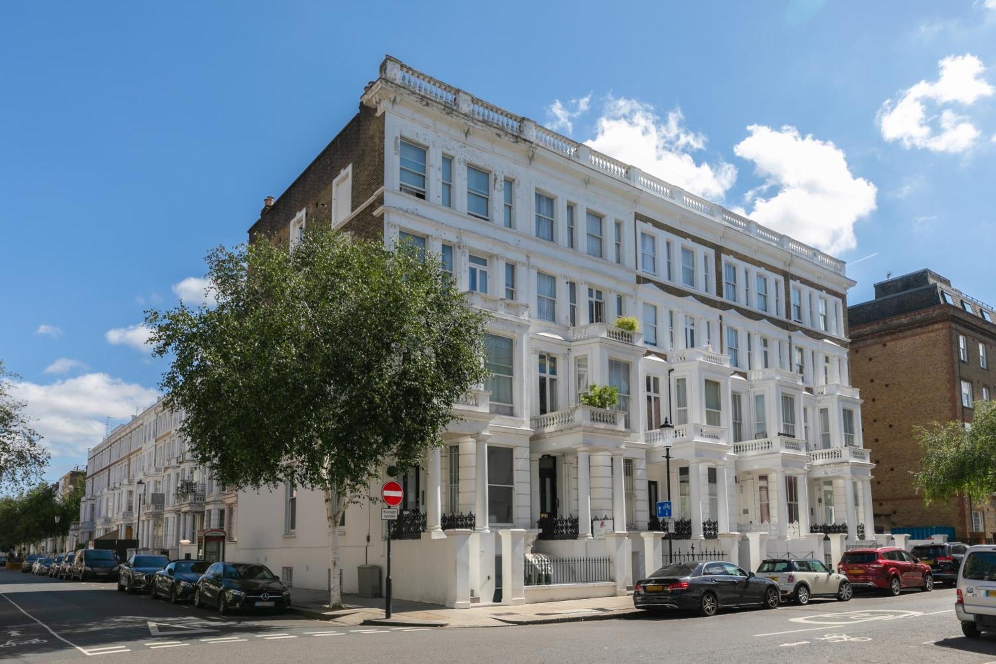 Modern Kensington Apartments Londen Buitenkant foto