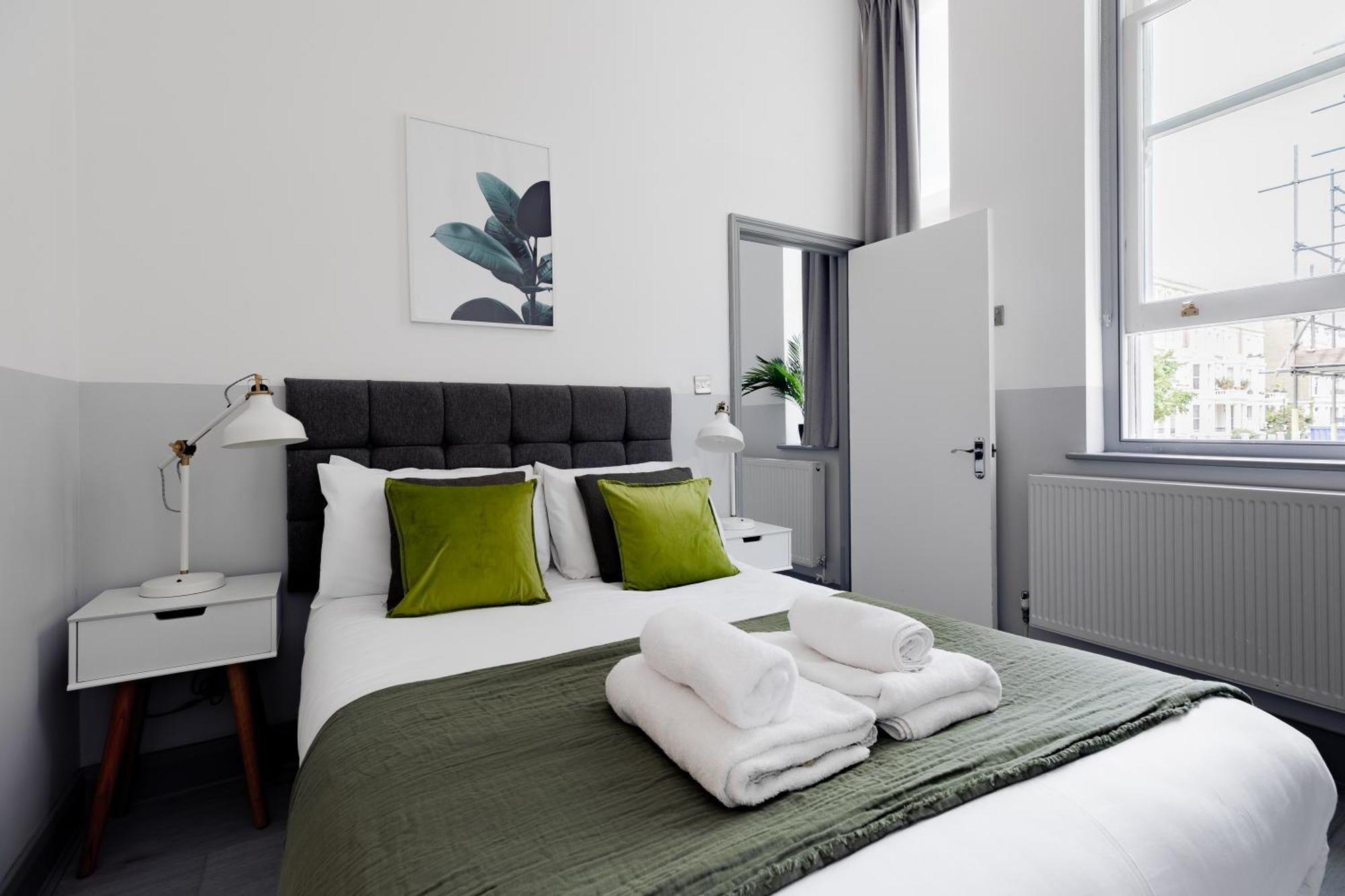 Modern Kensington Apartments Londen Buitenkant foto