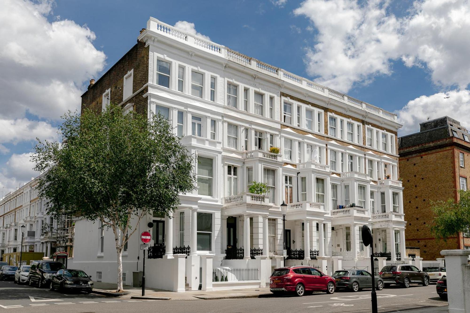 Modern Kensington Apartments Londen Buitenkant foto