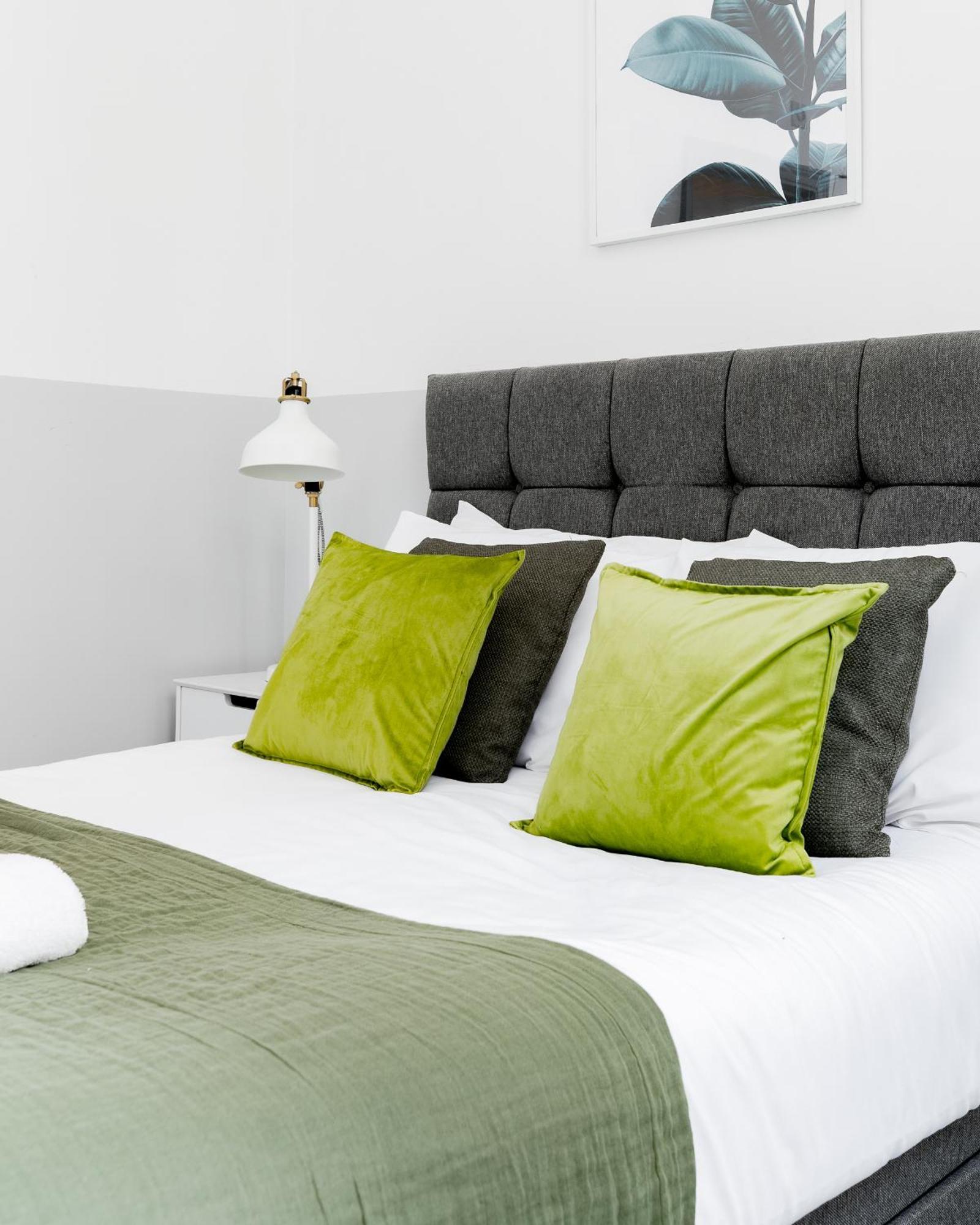 Modern Kensington Apartments Londen Buitenkant foto